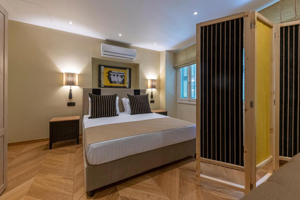 Ipelhome - Plaka Boutique Apartments Athens Exterior photo