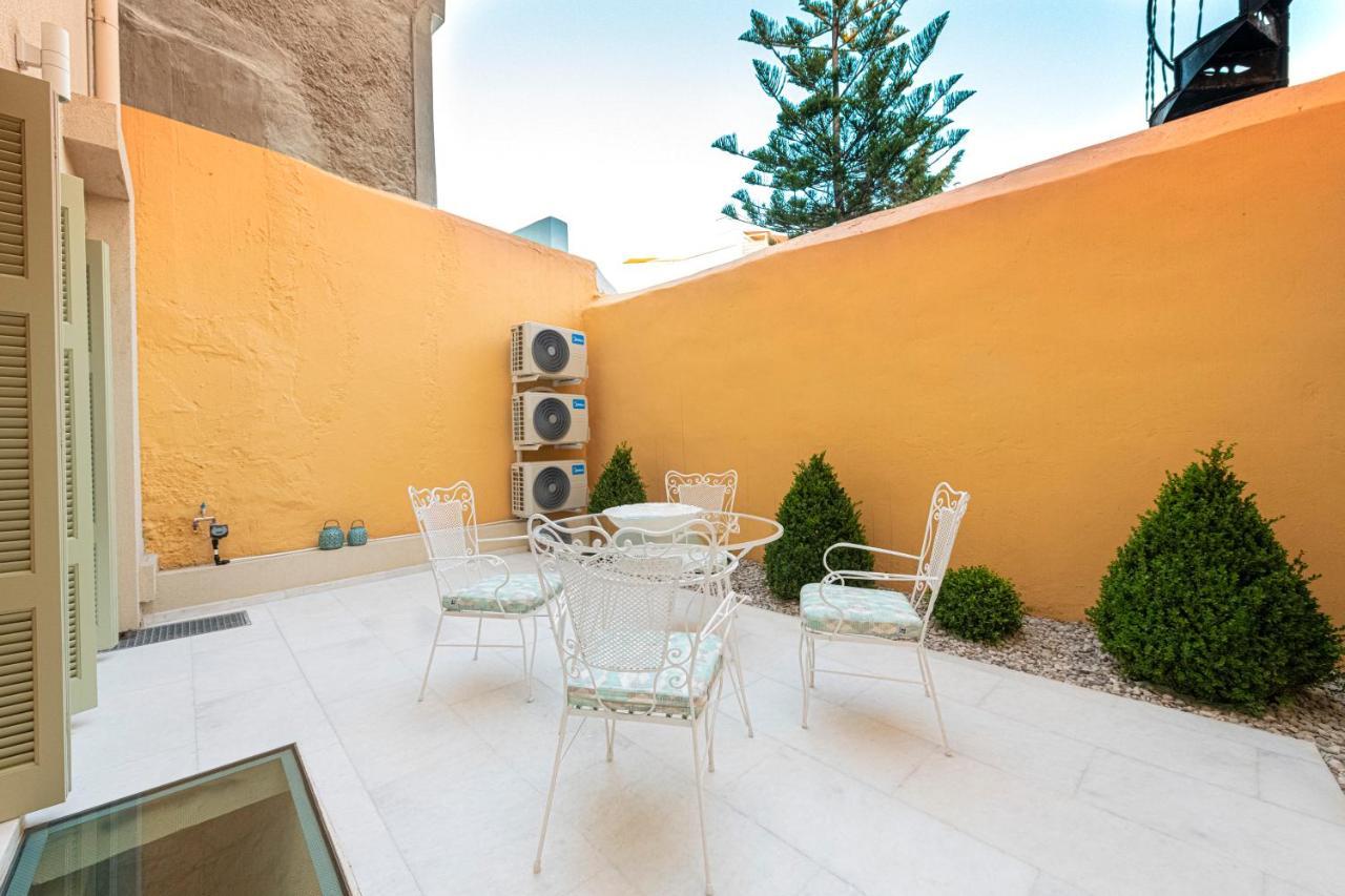 Ipelhome - Plaka Boutique Apartments Athens Exterior photo