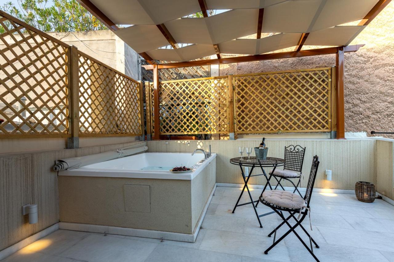 Ipelhome - Plaka Boutique Apartments Athens Exterior photo